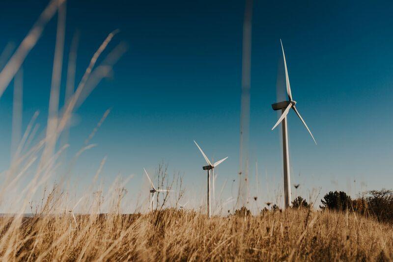 TotalEnergies acquiert 50% de Clearway Energy aux États-Unis