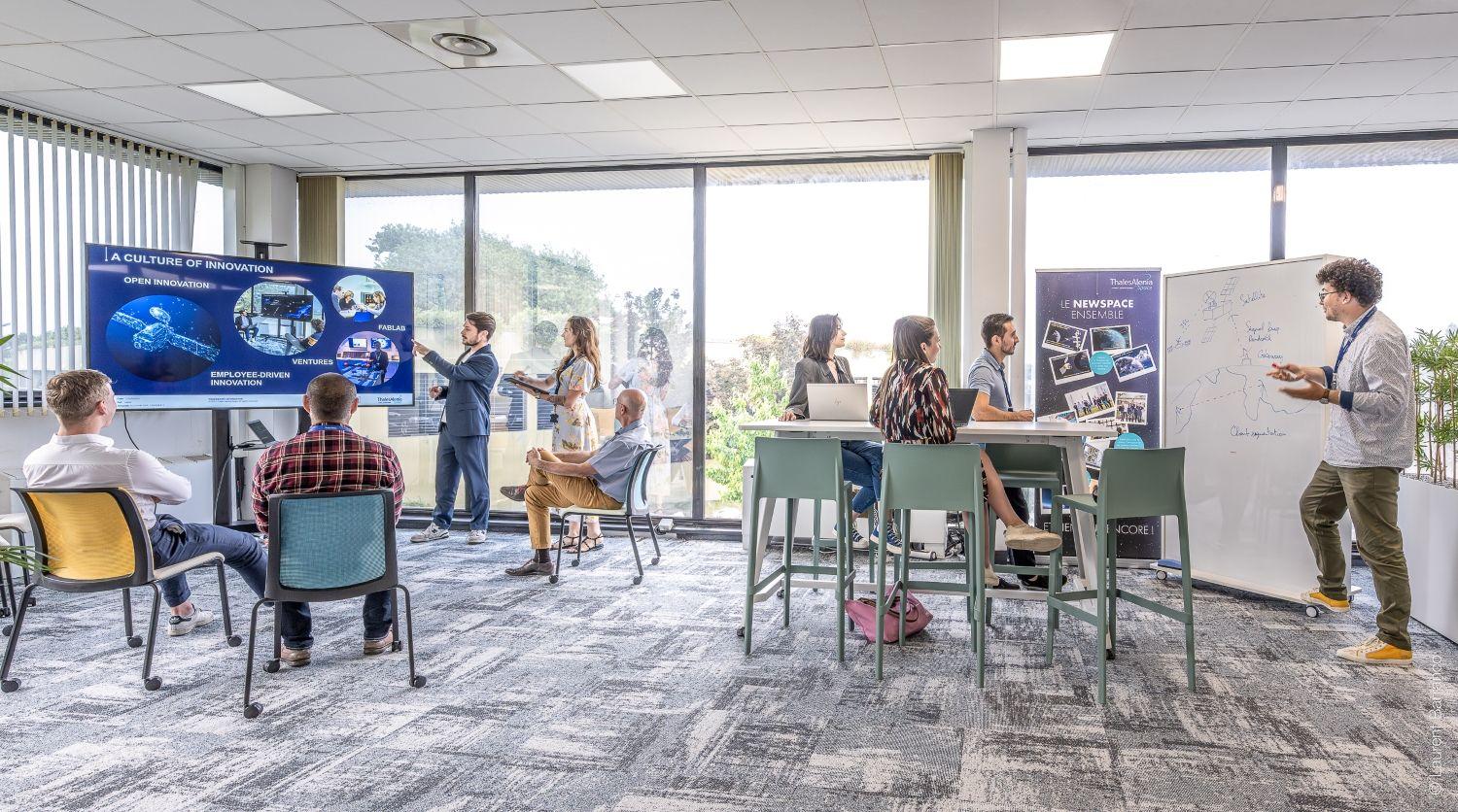 Thales Alenia Space lance le Space Business Catalyst