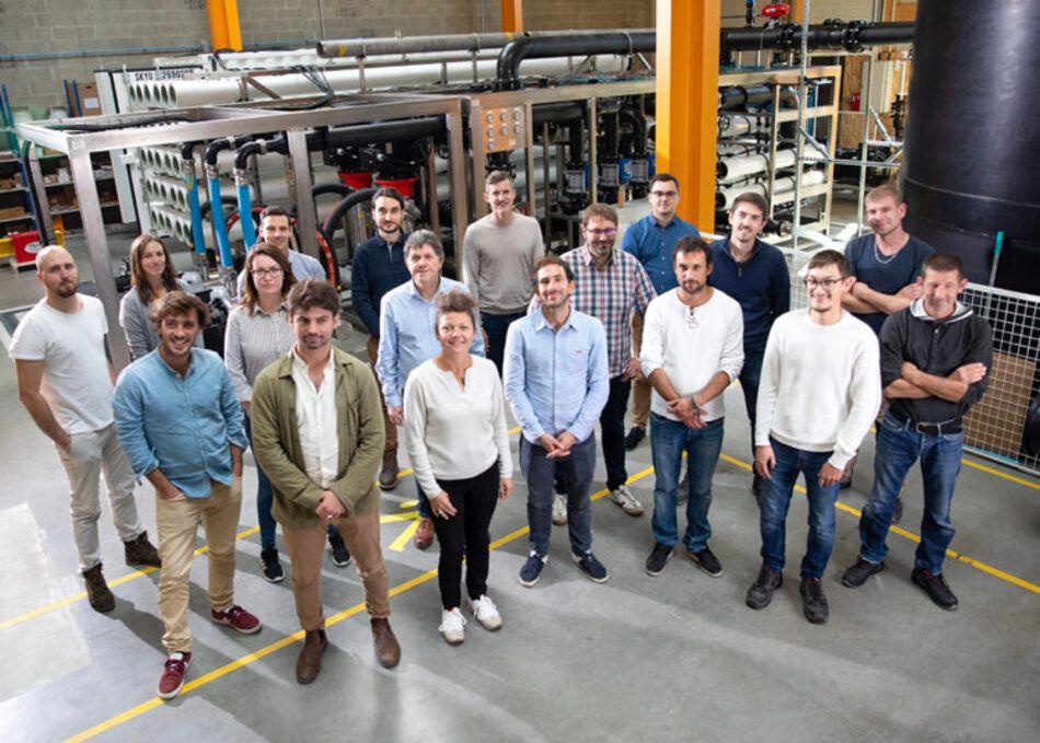 Osmosun : l’entreprise qui veut dessaler l’eau de mer grâce à l’énergie solaire